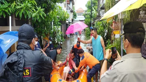 BPBD: Puncak Badai La Nina, Denpasar dan Badung Bali Banjir Parah - GenPI.co BALI