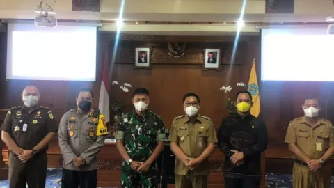Covid-19 Omicron Ancam Bali, Forkopimda Denpasar Beraksi - GenPI.co BALI