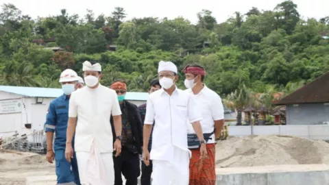 Pasca Banjir, Gubernur Bali Koster Sambangi Nusa Penida demi Ini - GenPI.co BALI