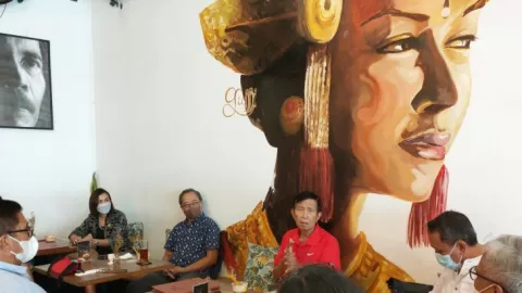 Pariwisata Bali Lesu? Anggota DPD Mangku Pastika Bilang Ini - GenPI.co BALI