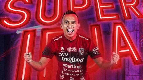 BRI Liga 1: Resmi! Bali United Geat Striker Jempolan Irfan Jaya - GenPI.co BALI