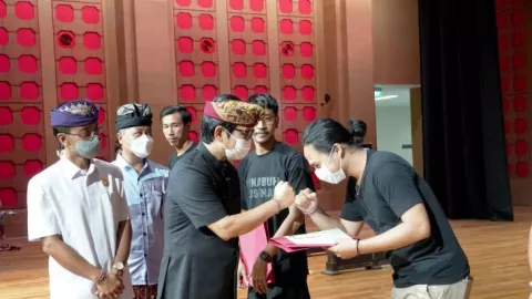 Pemkab Badung Minta Seniman Kreatif saat Pandemi Covid-19 di Bali - GenPI.co BALI