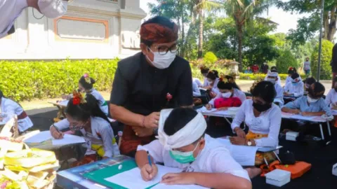 Lestarikan Sastra dan Aksara Bali, Ini Tujuan Pemkab Badung - GenPI.co BALI