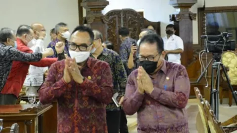 DPRD Bali Rapat Paripurna Bahas Perda Nomor 5, Ada Apa? - GenPI.co BALI