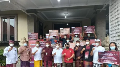 Masyarakat Bali Gembira, BI Serahkan Bantuan Covid-19 - GenPI.co BALI