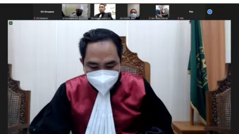 Sadia Pelaku Pembunuhan Monang-Maning Denpasar Didakwa 12 Tahun - GenPI.co BALI