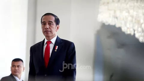Mantan Hakim MK dari Bali: Rakyat Cinta Jokowi, tapi Sentil Ini - GenPI.co BALI