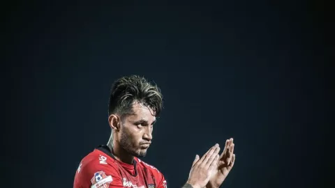 Lilipaly Gabung Borneo, Media Asing: Bali United Dapat Pengganti - GenPI.co BALI