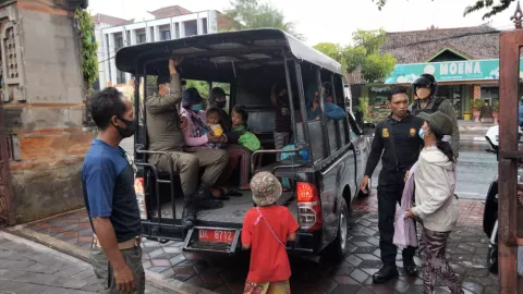 Belasan Gepeng Diciduk Satpol PP Denpasar Bali, Penampakannya? - GenPI.co BALI