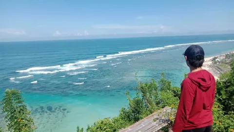 Geser Pamor Kuta, Wisatawan ke Bali Patut Jajal Pantai Pandawa - GenPI.co BALI