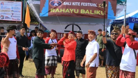 Ada Koster, Sebegini Hadiah Lomba Layangan Bali Kate Festival - GenPI.co BALI