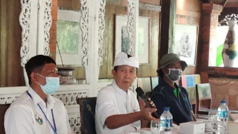 Anggota DPD Made Mangku Pastika Kritik Menusuk Mahasiswa Bali - GenPI.co BALI