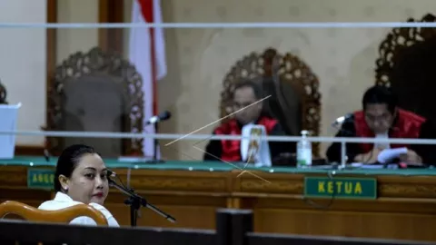 Korupsi DID: Saksi Pasang Badan ke Eks Bupati Eka Wiryastuti - GenPI.co BALI
