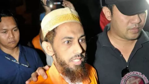 Profil Umar Patek, Teroris Bom Bali Blasteran Indonesia-Arab - GenPI.co BALI