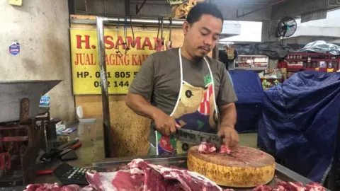 Keluhan Pedagang Daging Kambing Pasar Badung, Beban Biaya Ini - GenPI.co BALI