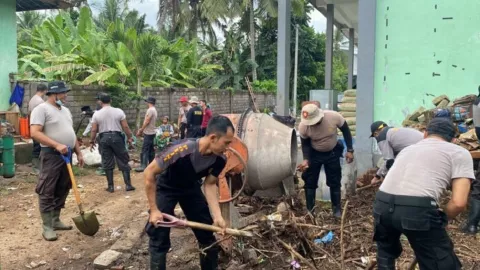 Kadisdikpora Jembrana Merespons 8 Sekolah Kena Banjir Bandang - GenPI.co BALI