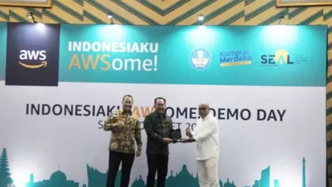 Inovasi Digital Bawa Pemprov Bali dapat Penghargaan Kemendikbudristek - GenPI.co BALI