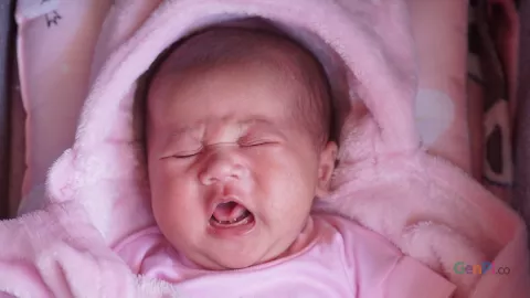 Yuk Cari Tahu Alasan Bayi Menangis di Malam Hari - GenPI.co BALI