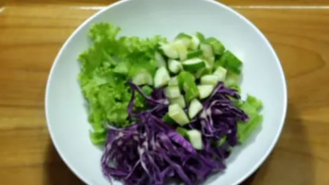 Siapa Sangka Diet Salad Anda Berantakan Karena 4 Hal Ini, Simak - GenPI.co BANTEN