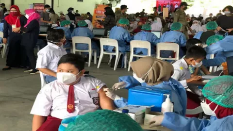 Catat! Jadwal dan Lokasi Vaksin Siswa SD di Tangerang - GenPI.co BANTEN
