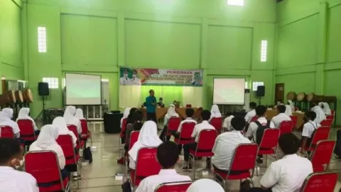 Waduh! Siswa SMP Tangerang Harus Tau Bahaya Seks Bebas, Ada Apa? - GenPI.co BANTEN