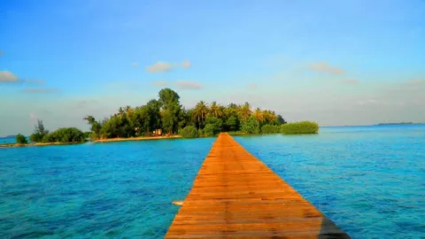 Pulau Cangkir Kronjo, Makam Keramat Pangeran Jaga Lautan - GenPI.co BANTEN