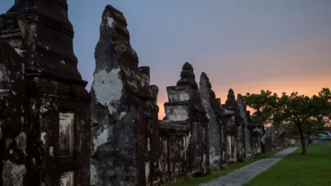 Menengok Kejayaan Kesultanan Banten di Keraton Kaibon - GenPI.co BANTEN