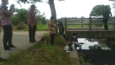 Air Kali di Perum Bukit Tiara Sering Berubah Warna, Ini Kata DLHK - GenPI.co BANTEN