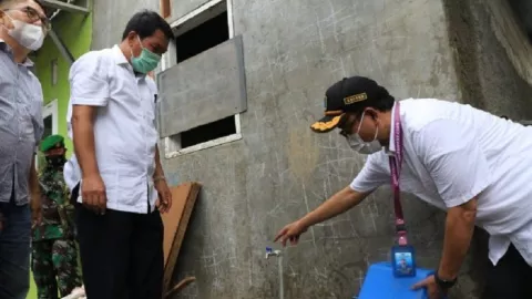 Pasang Air Bersih untuk 200 KK, Perumdam TKR: Terobosan Baru - GenPI.co BANTEN