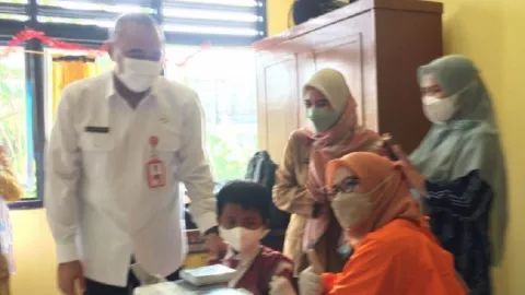 Kejar Target Vaksin, Cara Satgas Covid Kabupaten Tangerang Unik - GenPI.co BANTEN