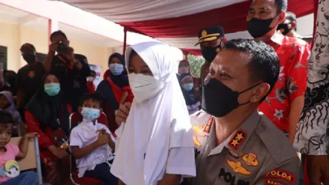 Polda Banten Gelar Vaksin Anak Merdeka, Percepat Target 70 Persen - GenPI.co BANTEN