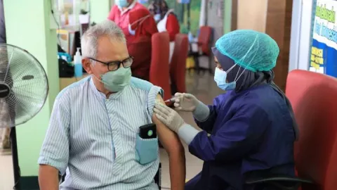 Pemkot Tangerang Selenggarakan Vaksin Dosis Ketiga Gratis - GenPI.co BANTEN