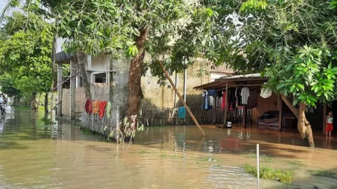 Dampak Korban Banjir Luapan Sungai Cisadane Bertambah - GenPI.co BANTEN