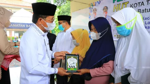 Mantap! Lansia di Kecamatan Batuceper Mulai Belajar Baca Al Quran - GenPI.co BANTEN