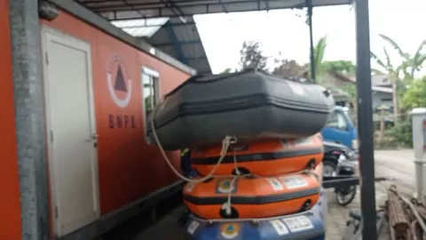 Banjir Banten Mulai Meresahkan, BPBD Lebak Siagakan Alat - GenPI.co BANTEN