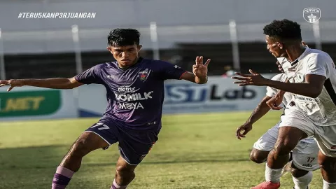 Cukur Gundul Persita Tangerang 3-0, Persipura Tetap Degradasi - GenPI.co BANTEN