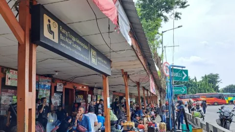 Puncak Arus Balik di Terminal Bus Terjadi pada Senin Pekan Depan - GenPI.co BANTEN