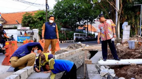Walkot Tangerang Tinjau Pembenahan Fasilitas Umum - GenPI.co BANTEN