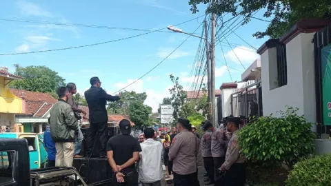 Lakukan Aksi, GOK Lebak Minta 2 Hakim PN Rangkasbitung Dipecat - GenPI.co BANTEN