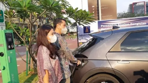 Wow Ada SPKLU Baru di Gading Serpong, Sebegini Tarif Isi Daya - GenPI.co BANTEN