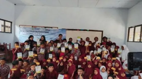 Mahasiswa KKM Unitrta Beri Edukasi Siswa SD Tentang Badak Jawa - GenPI.co BANTEN