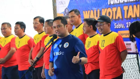 Walkot Tangerang Resmi Buka Kompetisi Futsal Antar Wartawan - GenPI.co BANTEN