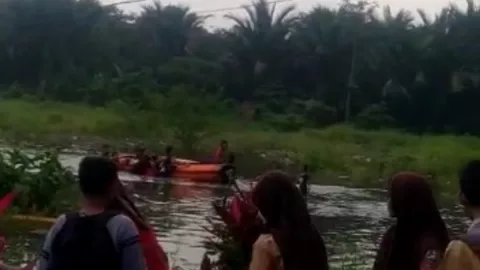 Banjir di Kampung Kosambi Menewaskan Satu Orang Warga - GenPI.co BANTEN