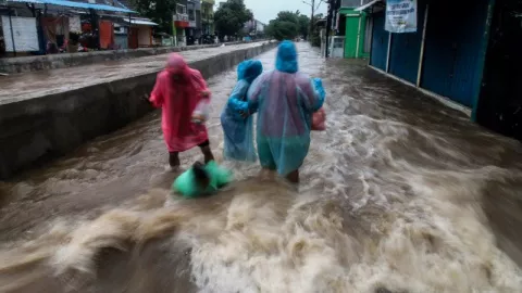 Tangani Masalah Banjir, Pemkot Tangerang Selatan Lakukan Hal Ini - GenPI.co BANTEN