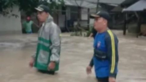 Sungai Cipeundeuy Meluap, Belasan Rumah di Pandeglang Terendam Banjir - GenPI.co BANTEN