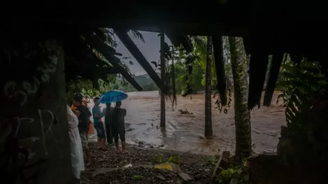 Dampak Banjir dan Longsor di Lebak, Ratusan Rumah Warga Rusak - GenPI.co BANTEN
