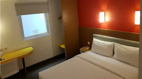 Hotel Murah Bintang 2 di Cilegon: Lokasi Strategis, Kamar Bersih - GenPI.co BANTEN