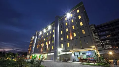 Hotel Murah Bintang 2 di Kota Tangerang: Lokasi Strategi, Kamar Bersih - GenPI.co BANTEN