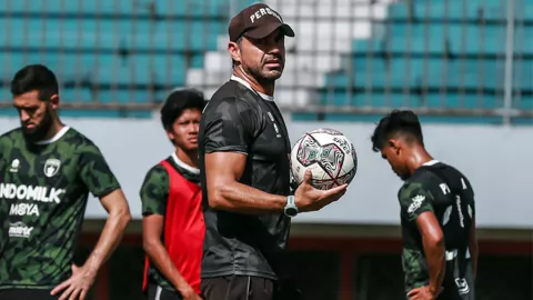 2 Pemain Asing Bali United Absen, Pelatih Persita: Tetap Berbahaya! - GenPI.co BANTEN