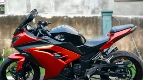 Motor Bekas Murah di Ciputat: Kawasaki Ninja 2014 Rp 29,5 Juta - GenPI.co BANTEN
